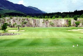 ローレル日田カントリークラブ